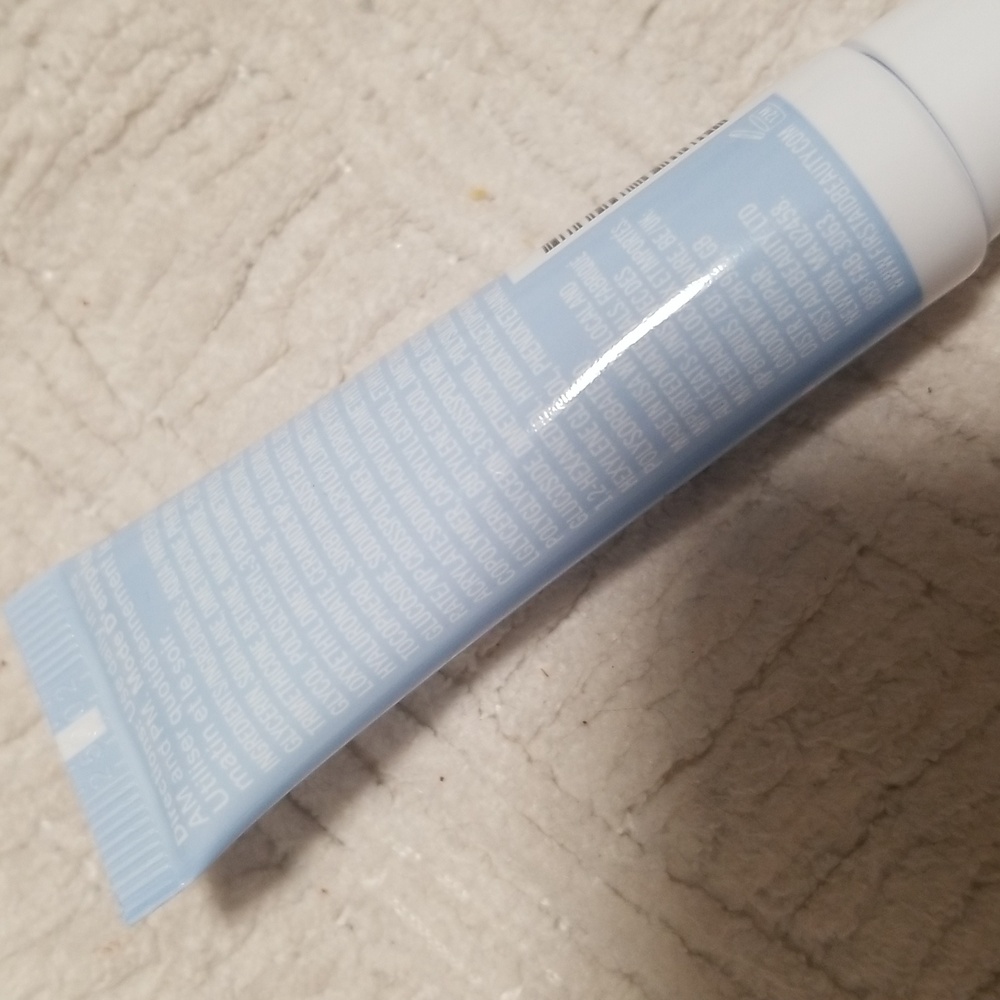 4/25 Bundle Item. First Aid Hydrating Dewy Gel Cream - Picture 3 of 4